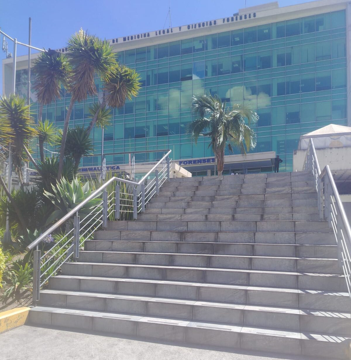 Servicio-de-Medicina-legal-Quito-b